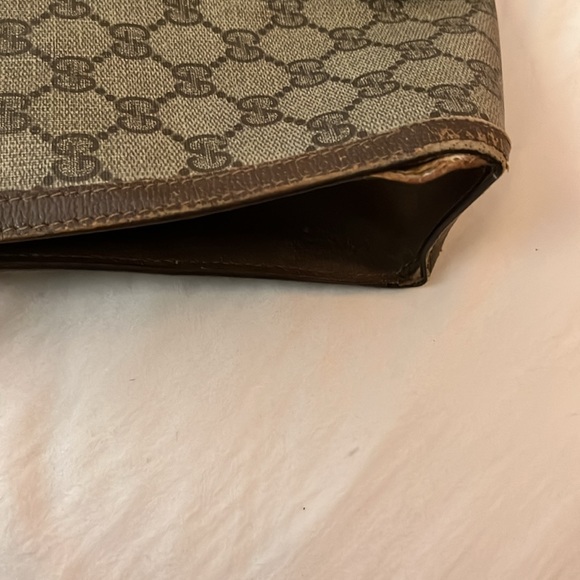 Gucci Mono Pouch - Picture 4 of 7